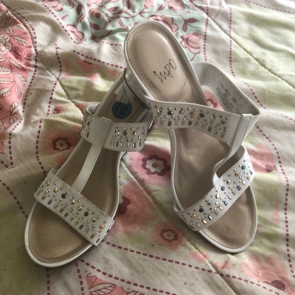 White sandals with silver / gold studs